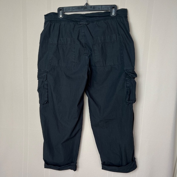 James Perse Women's Cotton Cropped Rolled Pull-On Cargo Parachute Pants Black 3 - Picture 3 of 9